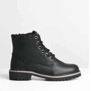 Oker Leather Fluffy Boots
